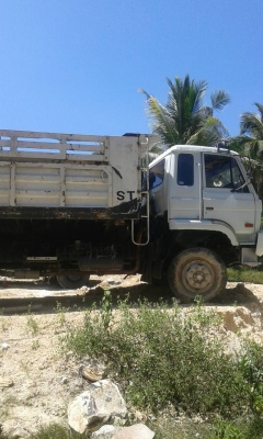 รถนิตสัน 10 ล้อดั๊ม  CW - 430  230 แรงม้า.    สนใจติดต่อ  081 - 6079515