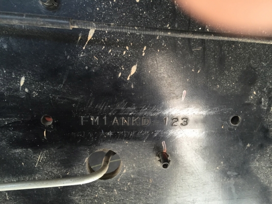 รถฮีโน่  10  ล้อดั้ม  330  แรงม้า.  ปี 54   ( รถวิ่ง 1x,3xx กว่า กม. )     สนใจติดต่อ  081 - 6079515