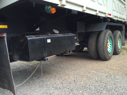 รถฮีโน่  10  ล้อดั้ม  330  แรงม้า.  ปี 54   ( รถวิ่ง 1x,3xx กว่า กม. )     สนใจติดต่อ  081 - 6079515