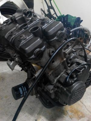 ขายเครื่องเป็นอะไหล่เอกสารสำเนาทะเบียน HONDA CBR 400 CC ราคา 15000 บาท