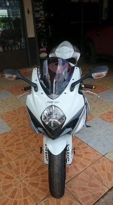 ขาย GSXR1000 K8 สพม. แท้ สเปคแคนาดา รถสวย สีเดิม ไม่สวย ให้ค่าน้ำมัน