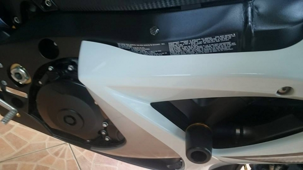 ขาย GSXR1000 K8 สพม. แท้ สเปคแคนาดา รถสวย สีเดิม ไม่สวย ให้ค่าน้ำมัน