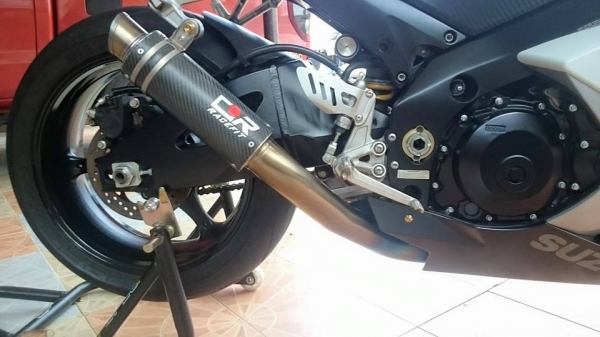 ขาย GSXR1000 K8 สพม. แท้ สเปคแคนาดา รถสวย สีเดิม ไม่สวย ให้ค่าน้ำมัน