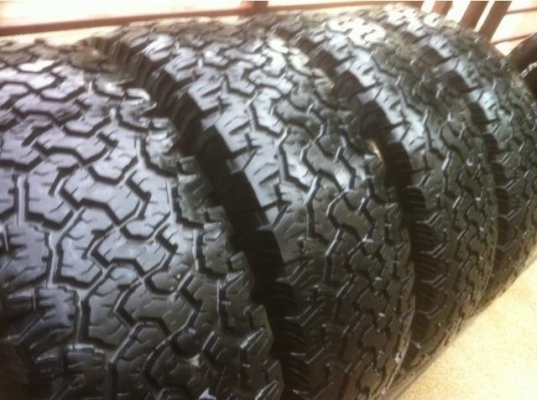 ยาง BF goodrich 285/75/16 ปี11 ลงพื้นปี13 ดอกติดหนวด