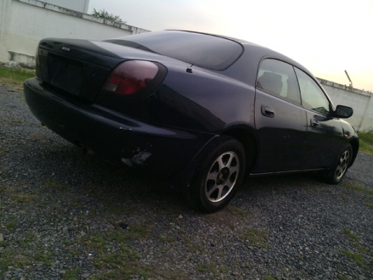 Lantis1.8 Top เครื่องดีแอร์เย็นติดLPGภายนอกบางๆภายในสวยๆ