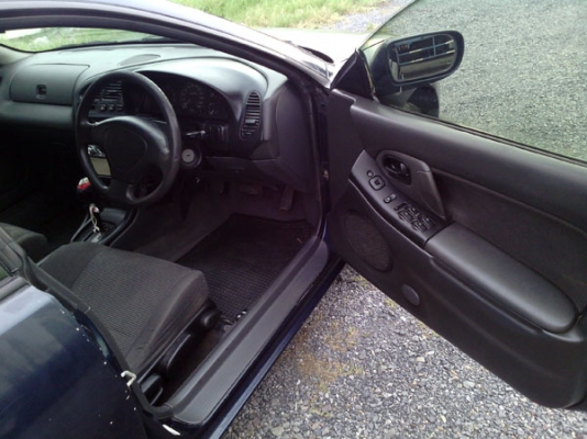 Lantis1.8 Top เครื่องดีแอร์เย็นติดLPGภายนอกบางๆภายในสวยๆ