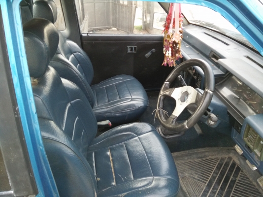 ขาย65,000 Mitsubishi L200สภาพดีพึงเก็บสีพ้รอมใช้งานเครื่องดีแชสซีสวย