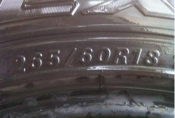 ยาง Falken 265 60 18 สภาพดี