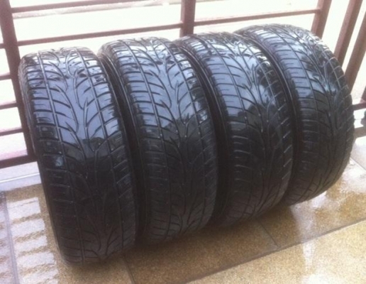 ยาง Falken 265 60 18 สภาพดี