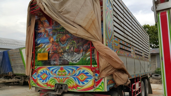 ขายดาวน์รถพ่วง 24 ล้อ แม่-ลูก กระบะเนียมคอกเกษตรดั้ม ISUZU 360 ปี.56 วิ้ง.100000  กว่ากิโล ขายดาวน์ถูกๆ850000 สนใจรีบจองด่วน