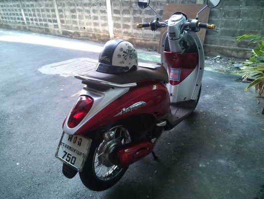 honda scoopy 110i ปี54 รถแม่บ้าน  เครื่องดีมาก 18,500