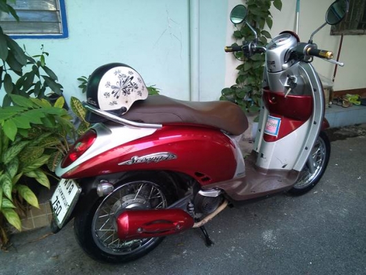 honda scoopy 110i ปี54 รถแม่บ้าน  เครื่องดีมาก 18,500