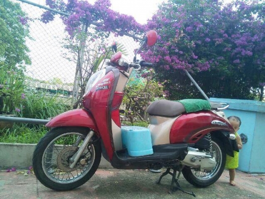 honda scoopy 110i ปี54 รถแม่บ้าน  เครื่องดีมาก 18,500