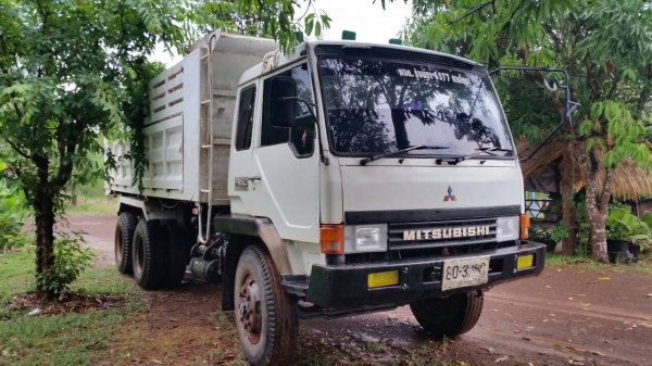 ขายรถบรรทุก 10 ล้อ 2 เพลาดั้ม MITSU FUSO TD สวยที่สุดเดิม ราคาผ่าน 850,000 ต่อรอง เพราะไช้ทุนยกมาแล้ว ๆหัวไม่เคยทำสีทะเบียนเต็ม ขายรถบรรทุก 10 ล้อ 2 เพลาดั้ม MITSU FUSO TD สวยที่สุดเดิม ราคาผ่าน 850,000 ต่อรอง เพราะไช้ทุนยกมาแล้ว ๆหัวไม่เคยทำสีทะเบียนเต็ม