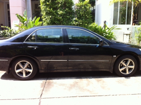 Honda Accord 2.4 ปี 2004