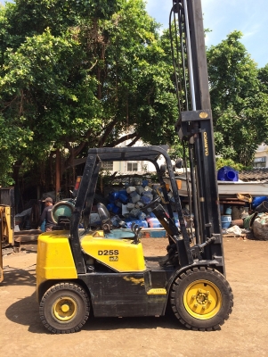 ขายโฟล์คลิฟท์ D25S งาสูง 6 เมตร ติดแก๊สจากนอก สวยๆพร้อมใช้งาน