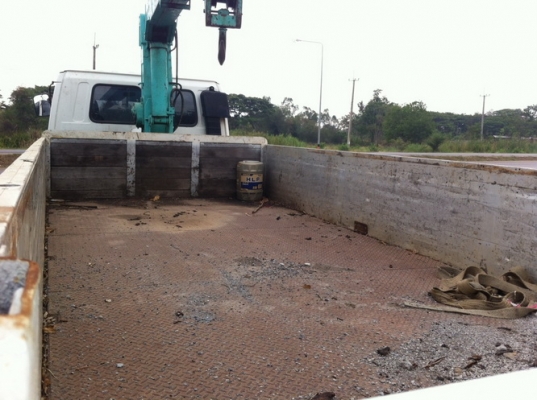 รถเครนISUZU rocky เครน 4.5ตัน 6ล้อ สภาพ สวย