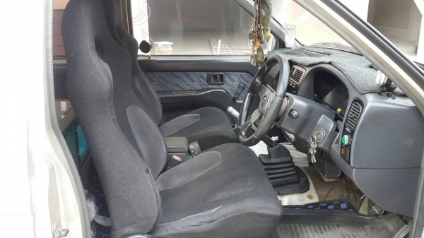 ขายด่วน รถมือเดียว สภาพสวย ขายด่วน รถมือเดียว สภาพสวย