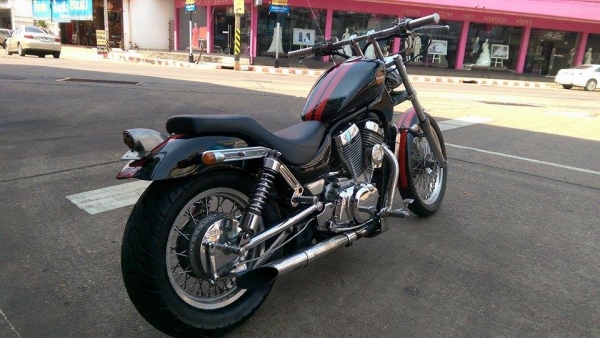 ขายคับ SUZUKI INTRUDER 750 CC. ท่อคู่ลั่นๆ สีสวย โครเมี่ยมเงา ยางหน้าหลังเต็ม สรรพสามิตรตัวจริง ระบบเพลาคับนิ่มๆ สวยๆ คับ ราคา 53500 บาท ส่งได้ทั่วไทยคับ สนใจติดต่อ 081-0578282 FACEBOOK POP BIGBIKE SAKONNAKHON ไอดีไลน์ POPBIGBIKESAKON คับ สนใจรถสวย ถูก ดี