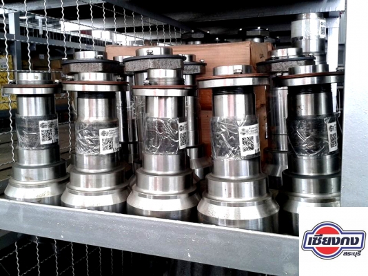 หัวเพลา หลายรุ่น หลายยี่ห้อครับ + ลูกสูบ ก้านสูบ อีกเพียบ รอท่านอยู่ !!!!!