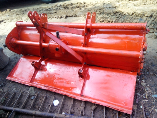 โรตารี่จอบหมุนRx163Dตราช้าง พร้อมใช้ สวยกิ๊บเลยครับ มีให้เลือก3ตัวครับมาก่อนได้เลือกก่อน