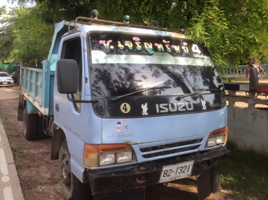 ขายครับ  ดั้มอีชุชุ120 ฝาดำ  Fหลัง  เกียร์เดิม  รถวิ่งงานทุกวัน ขายตามสภาพเลยขนะนี้รถก็พร้อมใช้งานยุ  กะบะดี  ช่วง3.60  ยาง8.25-16