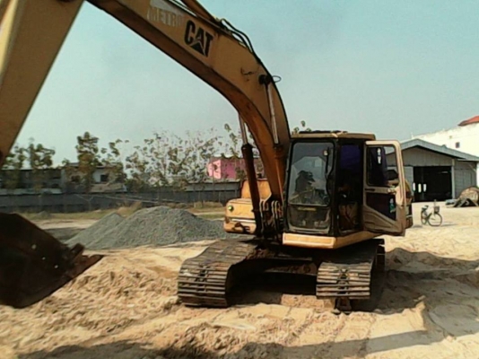 **799,000 บ.ต่อรอง/// แบคโฮ CAT-320 เวอร์ชั่นทู **ขาย CAT-320 V.2 แบคโฮ CATERPILLAR (CAT-320 V.2) S.No.*2DL002383* ไฟฟ้าครบ เครื่องเดิม ปั้มเดิม เครื่องโอเค มีอ่อนหน่อย ปั้มดีแแรงดี ทำงานได้ บูมอาร์มสวย ไม่ปะไม่ดาม บุ้งกี๋ดี ยังหนา เอวดี แน่นดี ช่วงล่าง70 **799,000 บ.ต่อรอง/// แบคโฮ CAT-320 เวอร์ชั่นทู **ขาย CAT-320 V.2 แบคโฮ CATERPILLAR (CAT-320 V.2) S.No.*2DL002383* ไฟฟ้าครบ เครื่องเดิม ปั้มเดิม เครื่องโอเค มีอ่อนหน่อย ปั้มดีแแรงดี ทำงานได้ บูมอาร์มสวย ไม่ปะไม่ดาม บุ้งกี๋ดี ยังหนา เอวดี แน่นดี ช่วงล่าง70