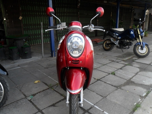 Scoopy i new ปี56 สภาพสวย เครื่องดีขี่นิ่มๆ Scoopy i new ปี56 สภาพสวย เครื่องดีขี่นิ่มๆ