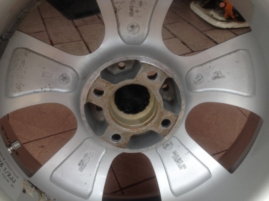 ล้อ RAYS ญี่ปุ่นเเท้ขอบ15กว้าง6นิ้วครึ่งอ๊อฟ38 4รู100สภาพสวยยางติดมาพอได้