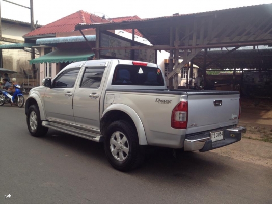ISUZU HILANDER3.0ปี05รถ4ประตู