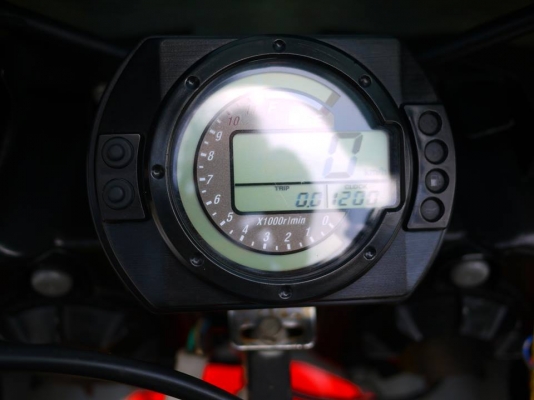 ขาย cbr400 แฟริ่ง Cbr1000 08 พร้อมทะเบียนแท้ รถสวยมาก เปลี่ยนเครื่องใหม่แล้วเป็นเครื่อง cb400 แจ้งลงเล่มเรียบร้อย