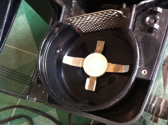 ชุดเครื่องต้มกาแฟ MITSUBISHI จากญี่ปุ่นแกะเทสการทำงานให้แล้ว สภาพสวย ใช้ไฟ 100 V.