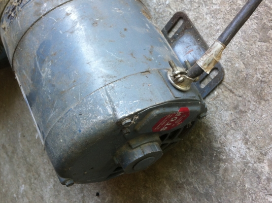 ปั๊มเอนกประสงค์ ตัวเรือนเป็นพลาสติกอย่างดี Century Electric ของ อเมริกา ขนาดท่อส่งและดูด 2 นิ้ว ใข้ได้ตั้งแต่  200 - 460 V.