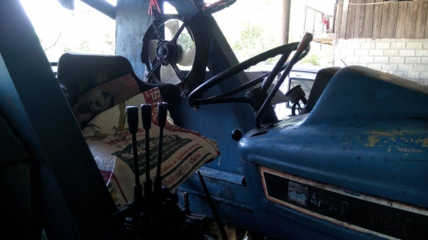 ขายรถไถคีบอ้อย FORD 6610 พร้อมคีบหน้า