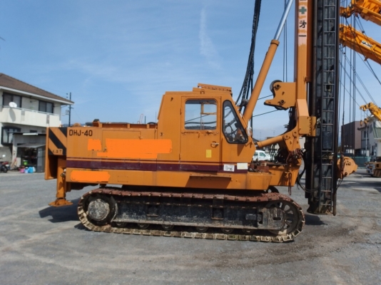 DHJ40-M20DS Piling Rig ปี1985 11306ชม. 40ตัน สูง 16เมตร ใครหาอยู่ติดต่อมาได้เลยครับ