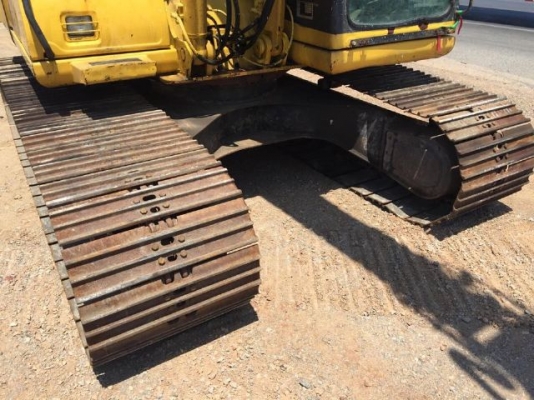 ขายรถแบคโฮ KOMATSU PC130-6 ปี 2002 ไฟฟ้าครบ บูม อาร์มยาวพิเศษ สภาพสวยพร้อมใช้ นำเข้าจากญี่ปุ่น มีVDOการทำงานครับ