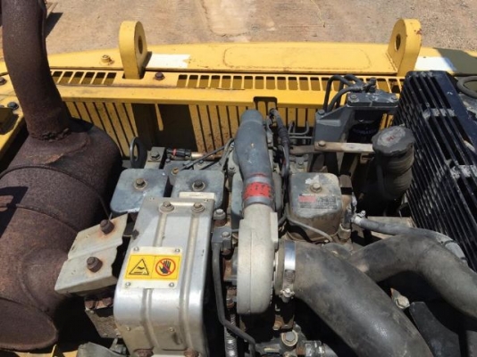 ขายรถแบคโฮ KOMATSU PC130-6 ปี 2002 ไฟฟ้าครบ บูม อาร์มยาวพิเศษ สภาพสวยพร้อมใช้ นำเข้าจากญี่ปุ่น มีVDOการทำงานครับ