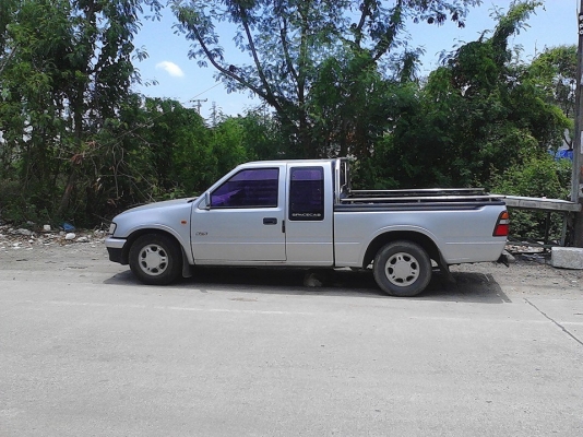 ISUZU DRAGONEYE 2.5 SLX ISUZU DRAGONEYE 2.5 SLX