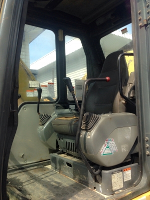 รถขุด Komatsu PC60-7 สต็อกเรา จากญี่ปุ่น สนใจโทร. 080-6565422 (หนิง)