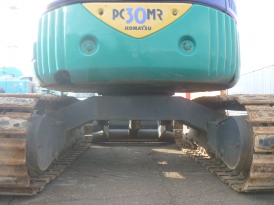 ขาย KOMATSU PC30MR นำเข้าจากญี่ปุ่น 090-986-2521 อ๊อบ