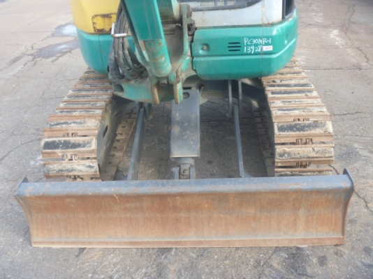 ขาย KOMATSU PC30MR นำเข้าจากญี่ปุ่น 090-986-2521 อ๊อบ