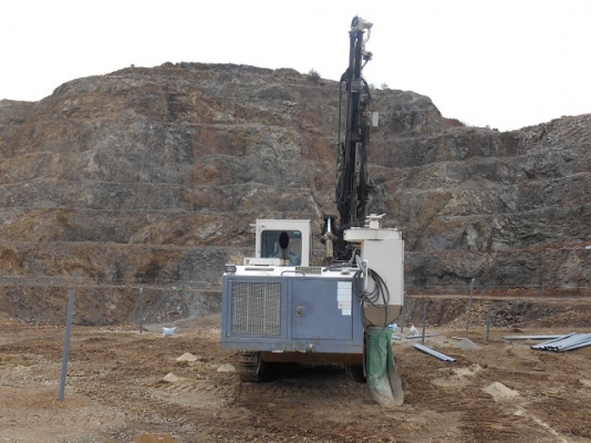 FURUKAWA HCR1000-DS ปี2005  6523ชม. ใครหาอยู่ติดต่อมาได้เลยครับ