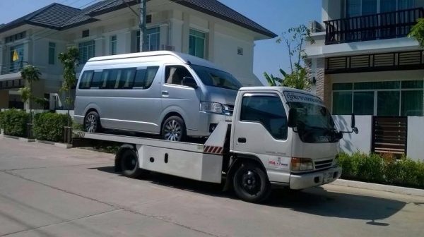 บริการ รับขนย้ายรถเก่ารถเสีย บริการทั่วไทยคับ ยกขึ้นรถสไลด์ (รถจอดโคราช) 083-7357756