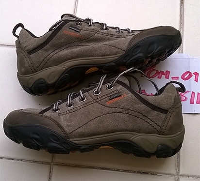 รองเท้า merrell เดินป่า/เดินห้าง/เดินตลาด ฯลฯ รองเท้า merrell เดินป่า/เดินห้าง/เดินตลาด ฯลฯ