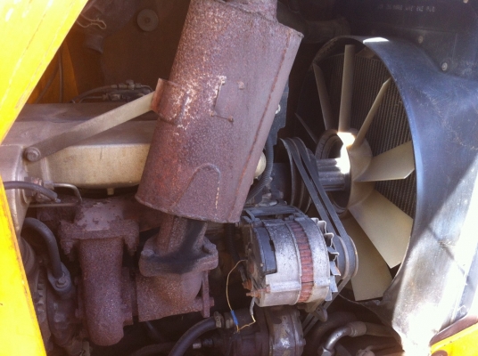 ขาย รถตักหน้าขุดหลัง JCB 215S สภาพสวย นำเข้าจากประเทศสหรัฐอเมริกา 2 เพลา 4x4 92 แรงม้า ไม่เคยผ่านการใช้งานในไทย