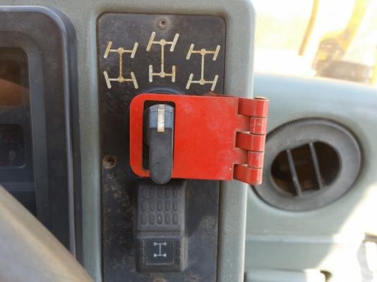 ขาย รถตักหน้าขุดหลัง JCB 215S สภาพสวย นำเข้าจากประเทศสหรัฐอเมริกา 2 เพลา 4x4 92 แรงม้า ไม่เคยผ่านการใช้งานในไทย ขาย รถตักหน้าขุดหลัง JCB 215S สภาพสวย นำเข้าจากประเทศสหรัฐอเมริกา 2 เพลา 4x4 92 แรงม้า ไม่เคยผ่านการใช้งานในไทย