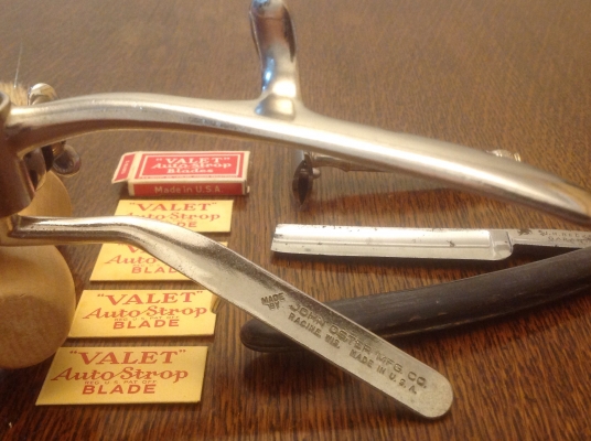 ขายชุดบาร์เบอร์ Vintage ทุกชิ้นใช้งานได้ สวยๆ คมๆ เก่าหายาก ขายชุดบาร์เบอร์ Vintage ทุกชิ้นใช้งานได้ สวยๆ คมๆ เก่าหายาก