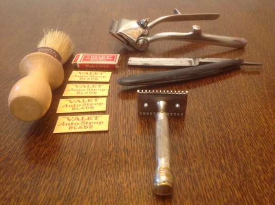 ขายชุดบาร์เบอร์ Vintage ทุกชิ้นใช้งานได้ สวยๆ คมๆ เก่าหายาก ขายชุดบาร์เบอร์ Vintage ทุกชิ้นใช้งานได้ สวยๆ คมๆ เก่าหายาก