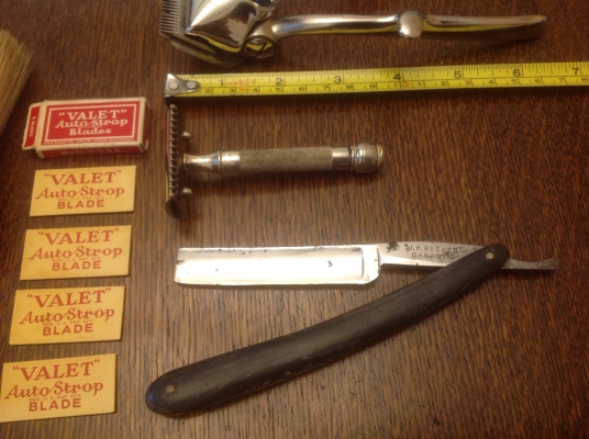 ขายชุดบาร์เบอร์ Vintage ทุกชิ้นใช้งานได้ สวยๆ คมๆ เก่าหายาก ขายชุดบาร์เบอร์ Vintage ทุกชิ้นใช้งานได้ สวยๆ คมๆ เก่าหายาก