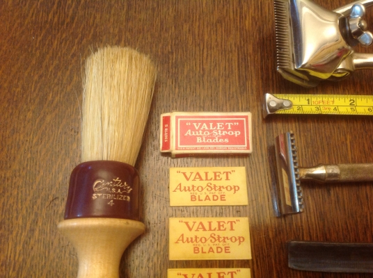 ขายชุดบาร์เบอร์ Vintage ทุกชิ้นใช้งานได้ สวยๆ คมๆ เก่าหายาก ขายชุดบาร์เบอร์ Vintage ทุกชิ้นใช้งานได้ สวยๆ คมๆ เก่าหายาก